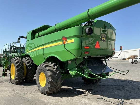 Image of John Deere S770 equipment image 2