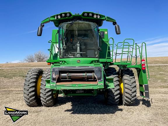 Image of John Deere S770 equipment image 1