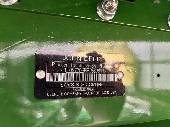 Image of John Deere S770 equipment image 1