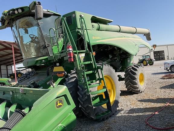 Image of John Deere S770 equipment image 2