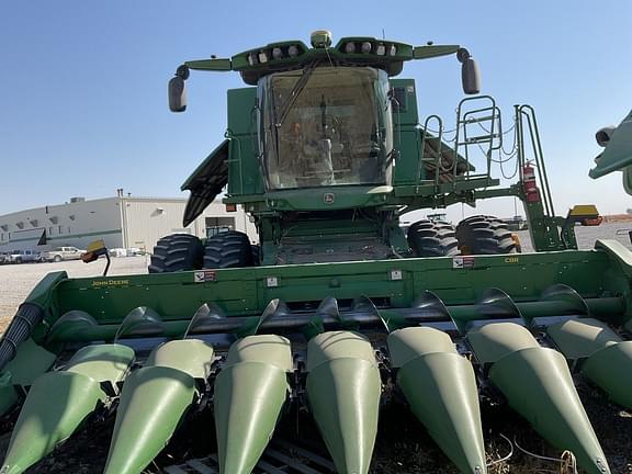 Image of John Deere S770 equipment image 4