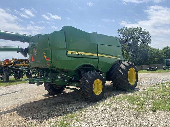 Image of John Deere S780 equipment image 4
