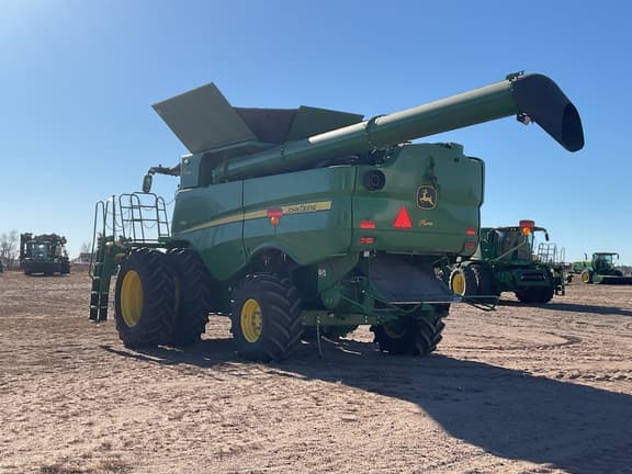 Image of John Deere S780 equipment image 3