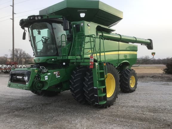 Image of John Deere S780 Primary image