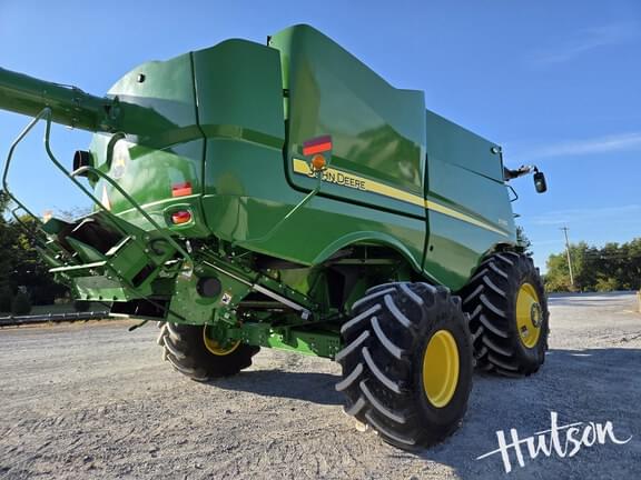 Image of John Deere S780 equipment image 4