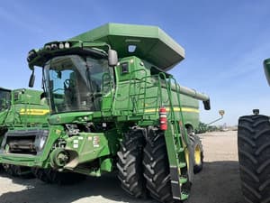 2024 John Deere S780 Image