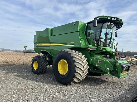 Image of John Deere S780 Primary image