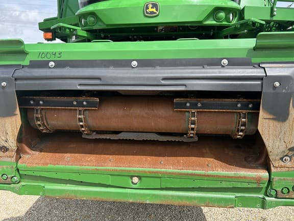 Image of John Deere S780 equipment image 2