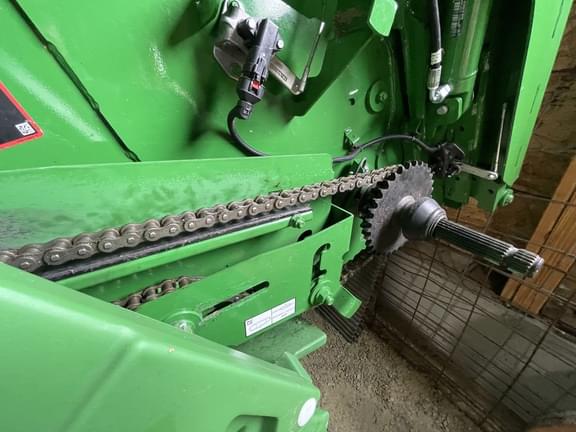 Image of John Deere S780 equipment image 4