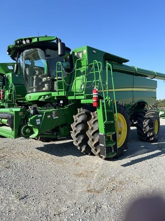2024 John Deere S780 Equipment Image0