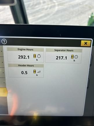 Image of John Deere S780 equipment image 1