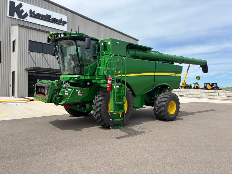 Image of John Deere S780 Primary image