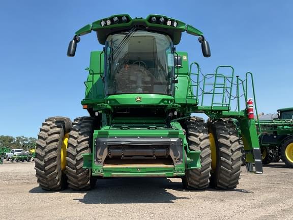 Image of John Deere S780 equipment image 2