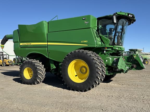 Image of John Deere S780 Primary image