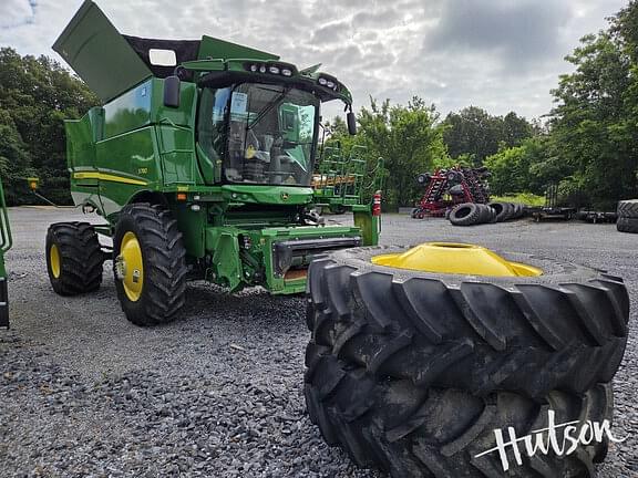 Image of John Deere S780 Primary image