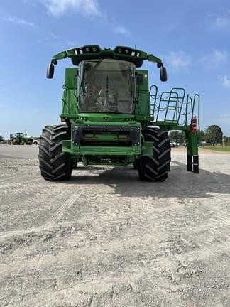 Image of John Deere S780 Primary image