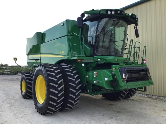 Image of John Deere S780 equipment image 4