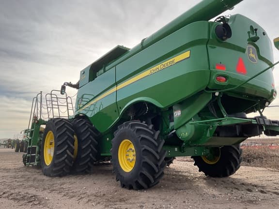 Image of John Deere S780 equipment image 3