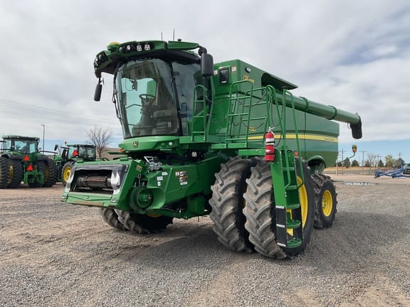 2024 John Deere S780 Equipment Image0