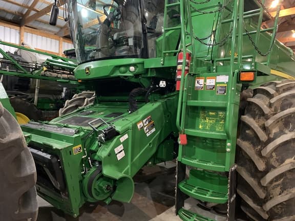 Image of John Deere S780 equipment image 3