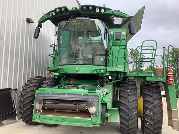 Image of John Deere S780 equipment image 3