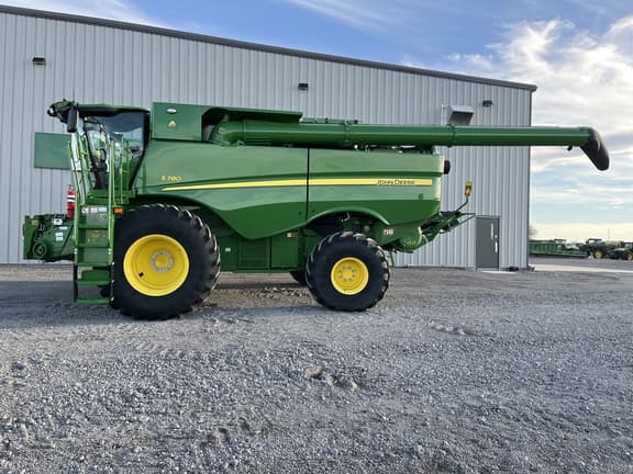 Image of John Deere S780 equipment image 3