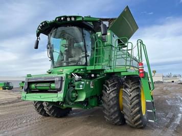 Main image John Deere S780