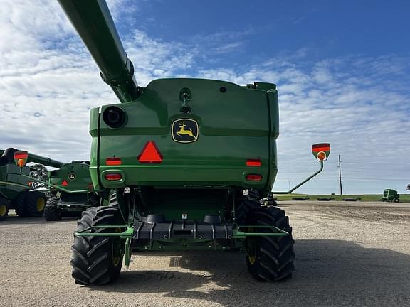 Image of John Deere S780 equipment image 4
