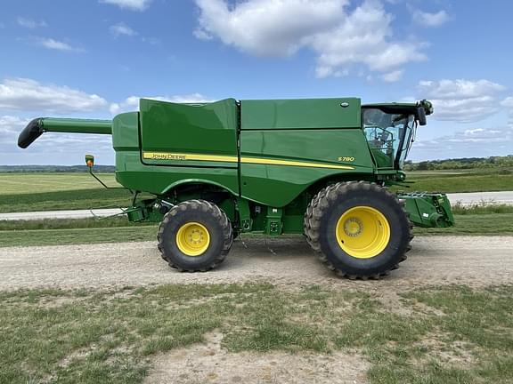 Image of John Deere S780 equipment image 3
