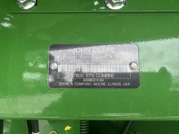 Image of John Deere S780 equipment image 1