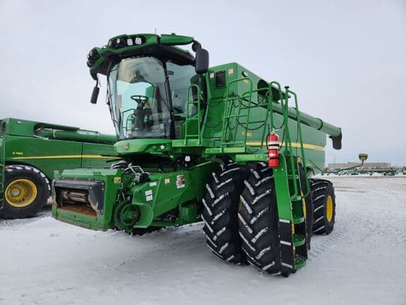 Image of John Deere S780 Primary image