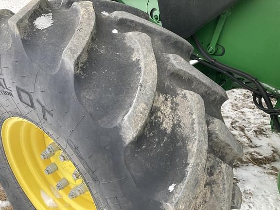 Image of John Deere S780 equipment image 4