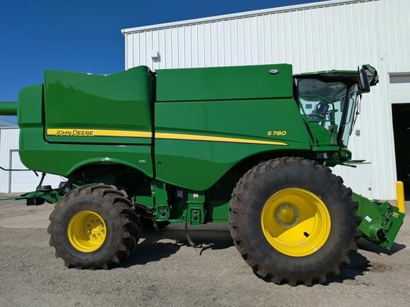 Image of John Deere S780 equipment image 3