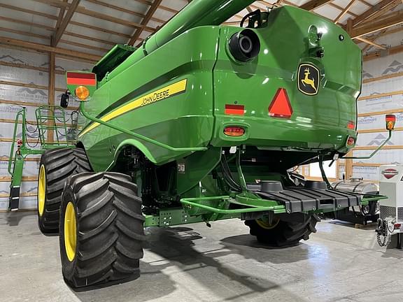 Image of John Deere S780 equipment image 3