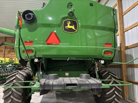 Image of John Deere S780 equipment image 3