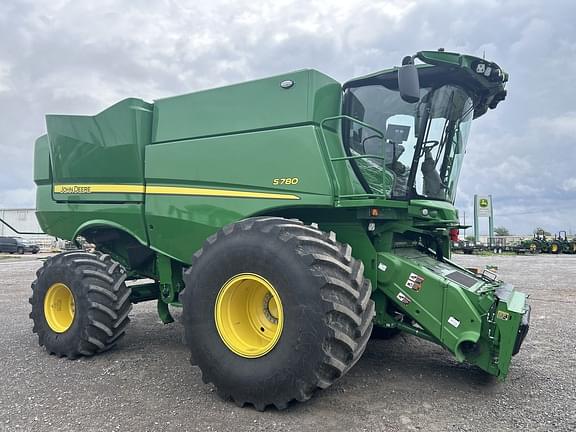 Image of John Deere S780 equipment image 1
