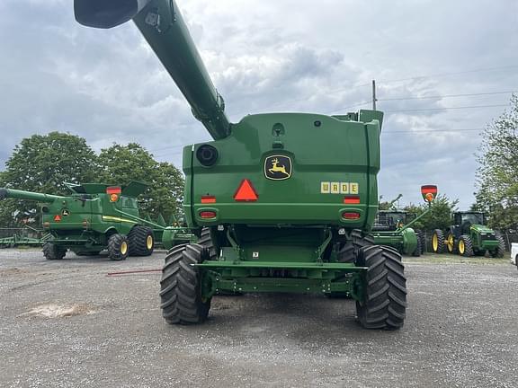 Image of John Deere S780 equipment image 2