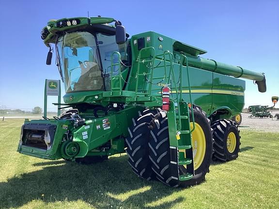 Image of John Deere S780 Primary image