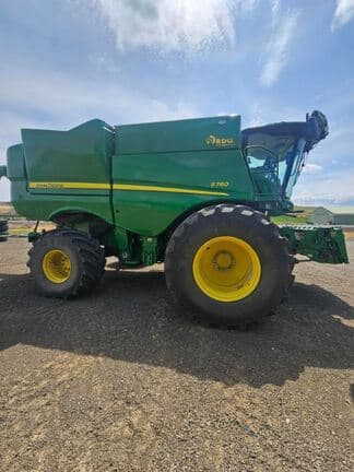 Image of John Deere S780 equipment image 2