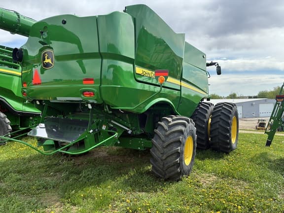 Image of John Deere S780 equipment image 3