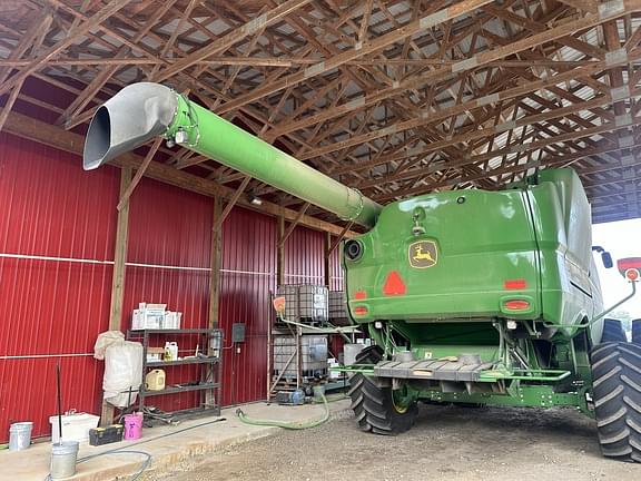Image of John Deere S780 equipment image 3