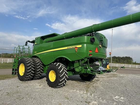 Image of John Deere S780 equipment image 4