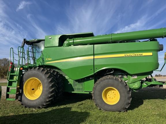 Image of John Deere S780 equipment image 3