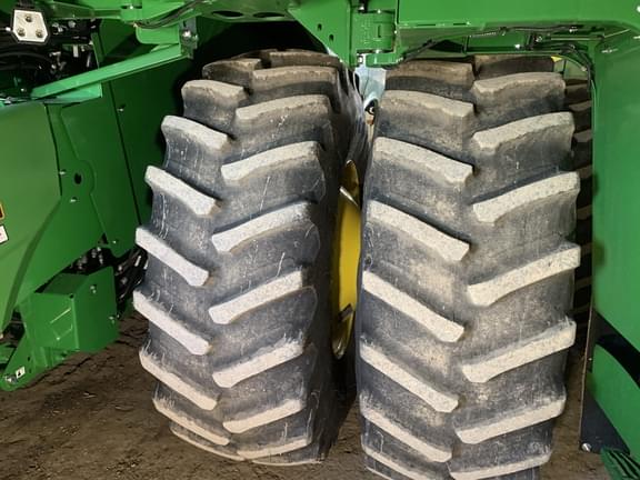 Image of John Deere S780 equipment image 4
