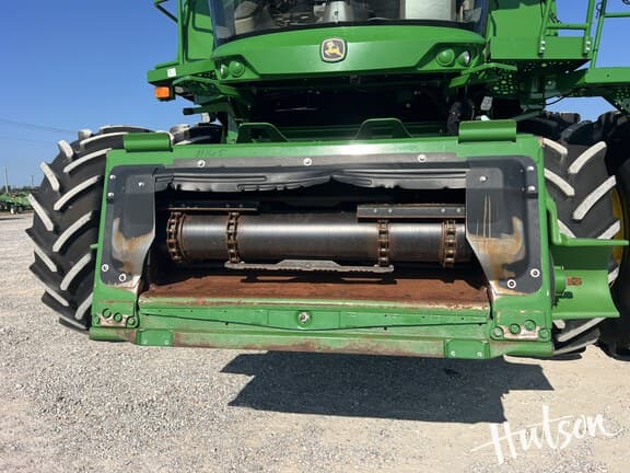 Image of John Deere S780 equipment image 4