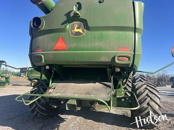 Image of John Deere S780 equipment image 4