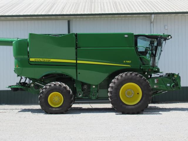 Image of John Deere S780 equipment image 3