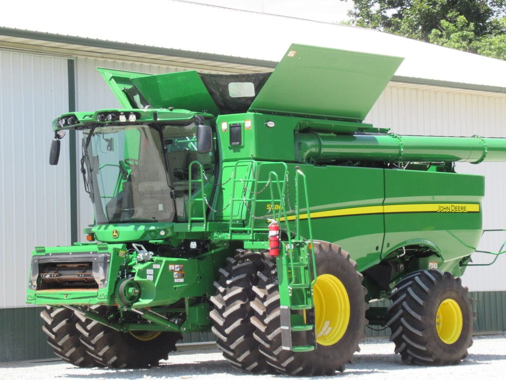 2024 John Deere S780 Equipment Image0