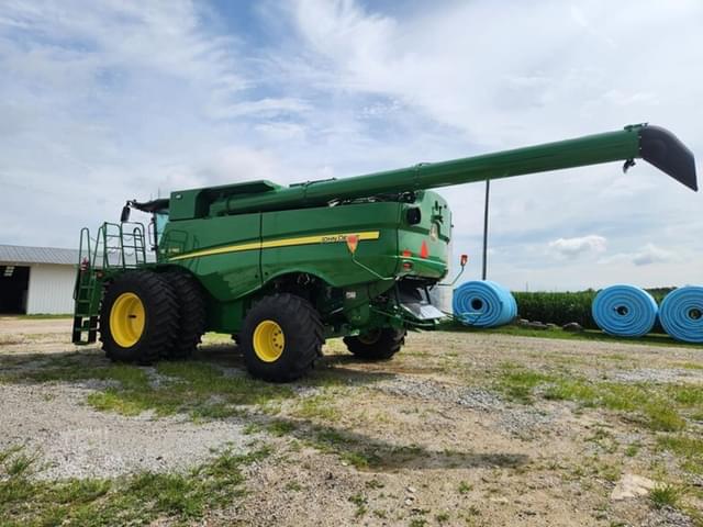 Image of John Deere S780 equipment image 2
