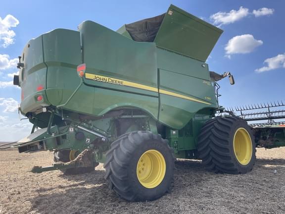 Image of John Deere S780 equipment image 2